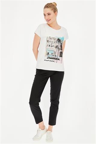 Biały t-shirt damski z nadrukiem 58845 - 391951