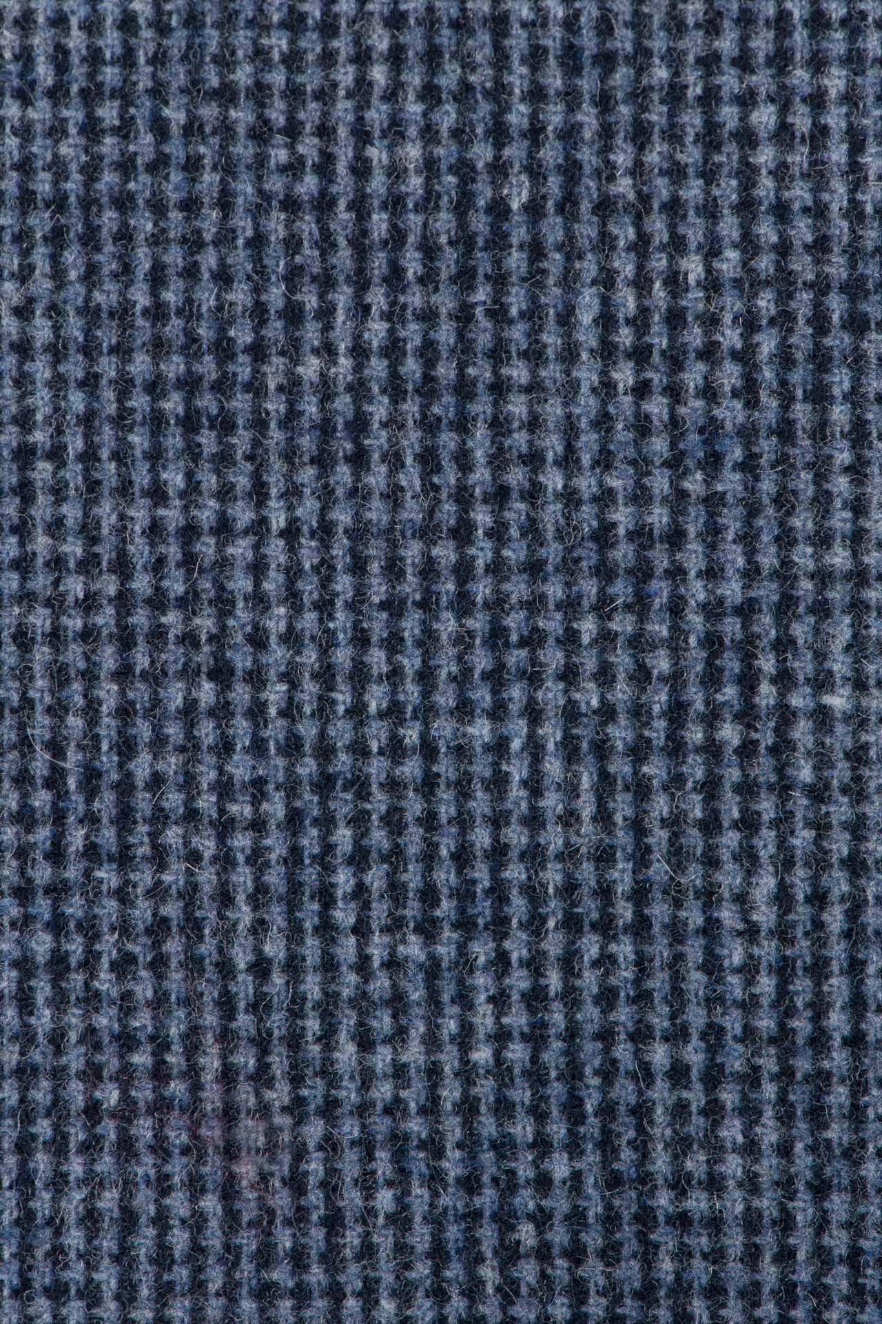21648011699_(T)