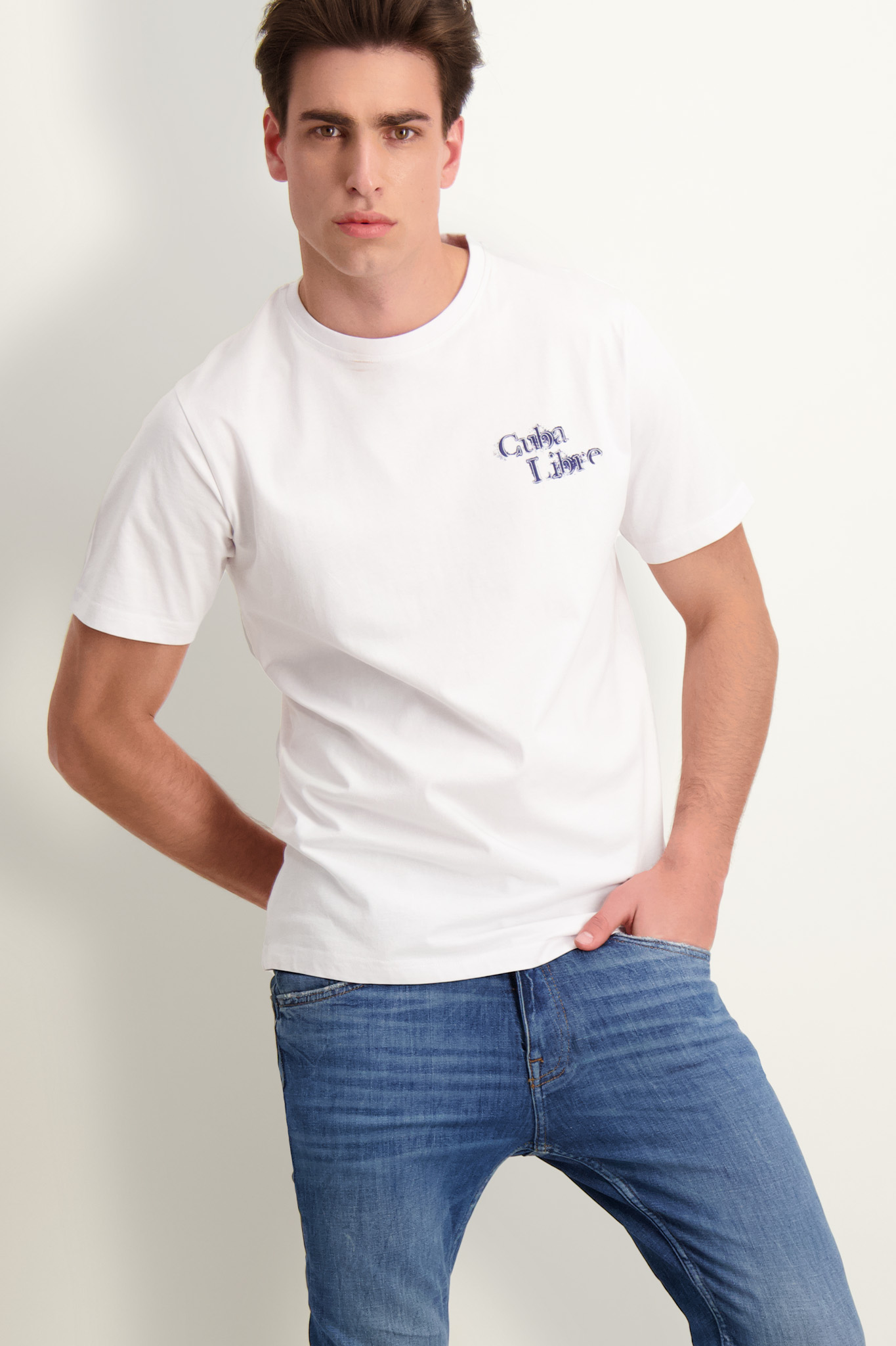 Biały bawełniany t-shirt męski 78051